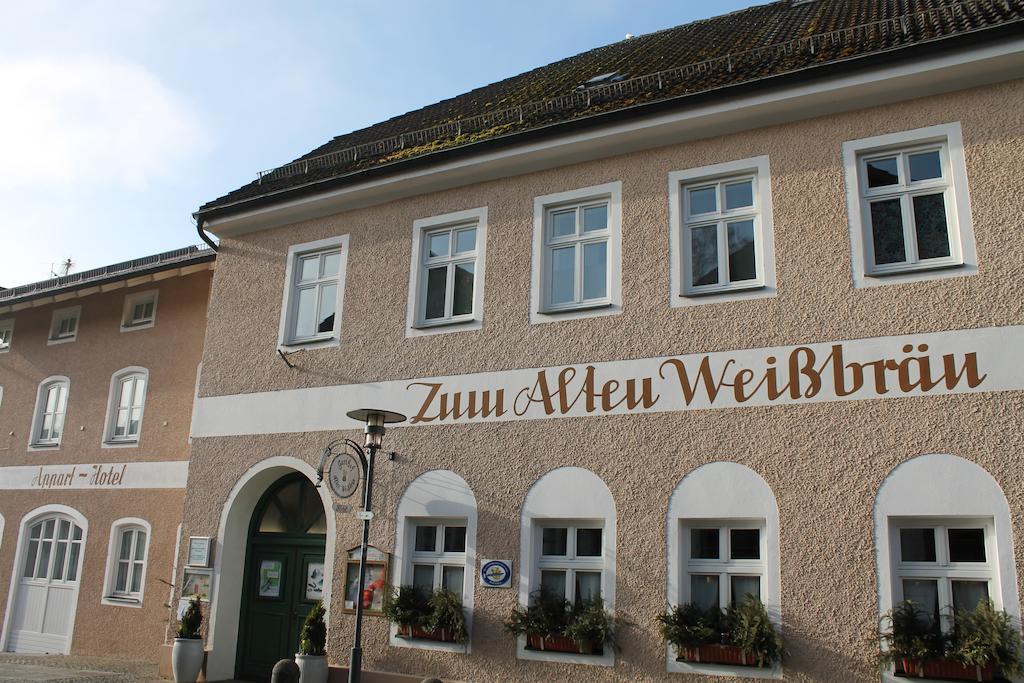 Hotel Alter Weissbraeu Бад-Бирнбах Экстерьер фото